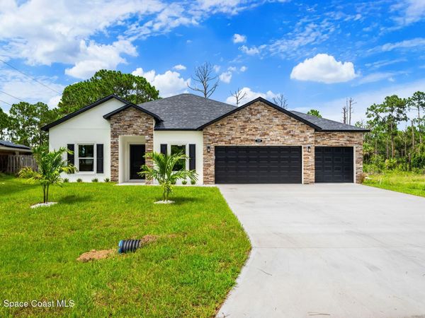 1061 Towhlen Street SE, Palm Bay, FL 32909