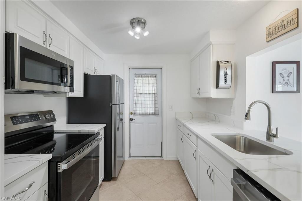 11330 Linda Loma Dr, Fort Myers, FL 33908 Photo