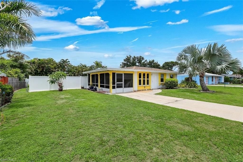 11330 Linda Loma Dr, Fort Myers, FL 33908 Photo