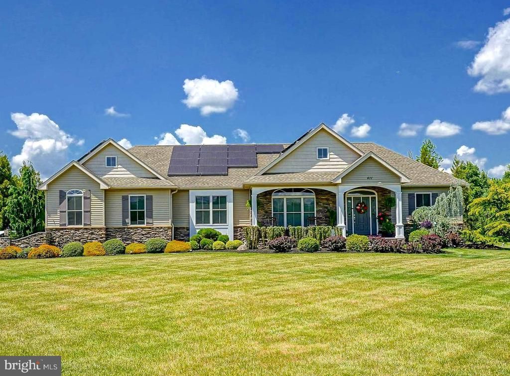 411 Winterberry Lane, Hammonton, NJ 08037 Main Photo