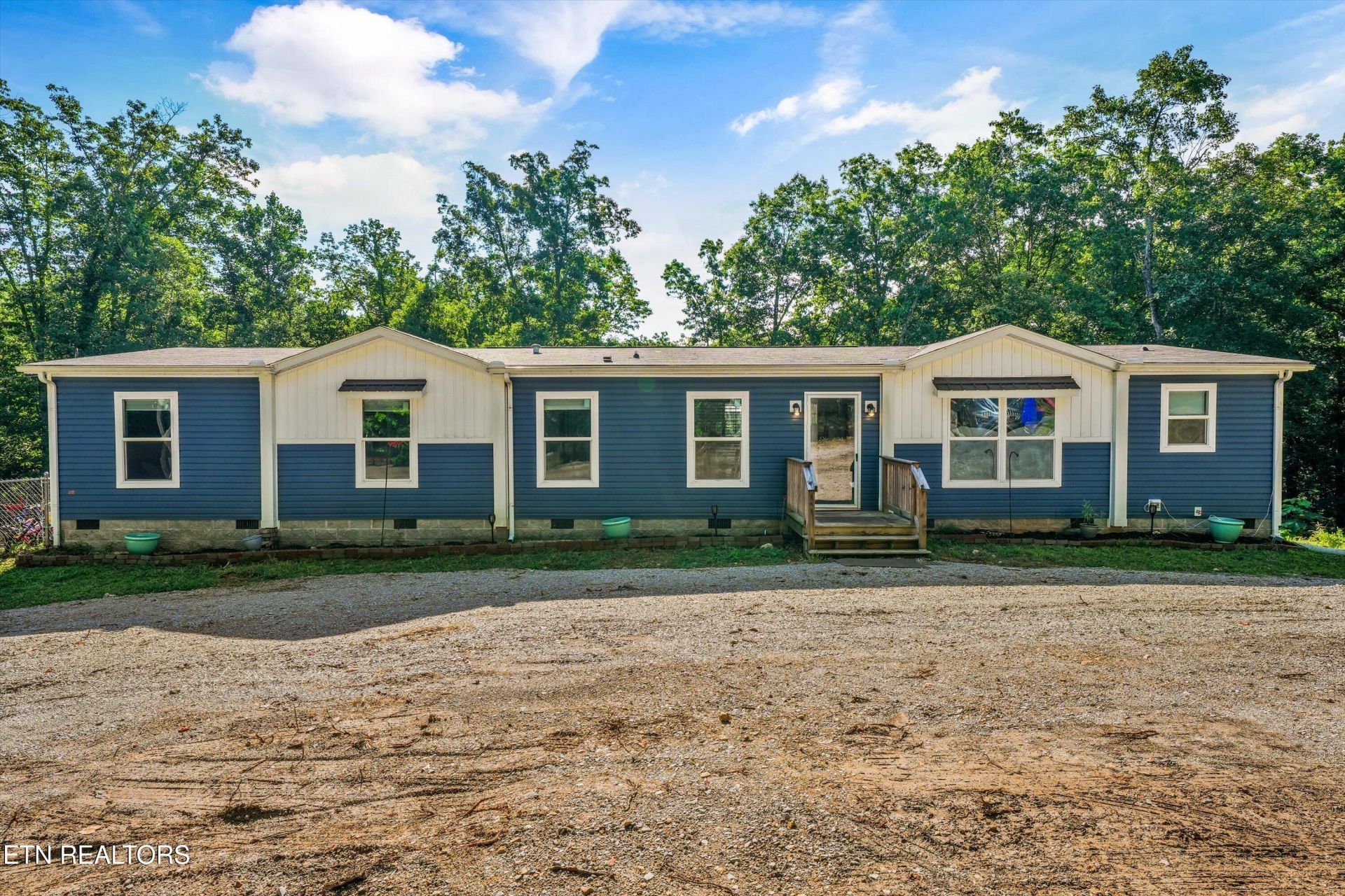 282 Lawhon Farm Rd, Loudon, TN 37774 Main Photo
