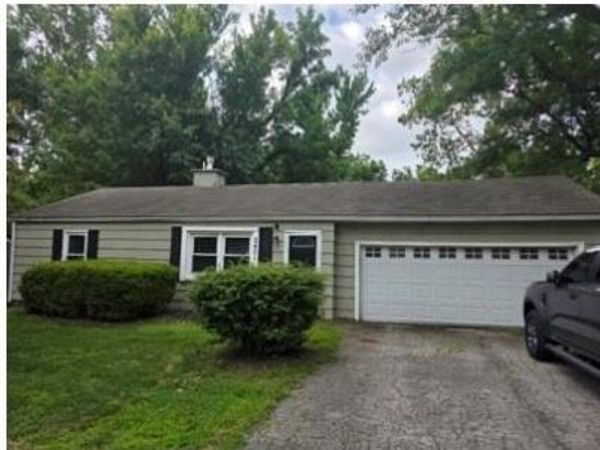 2401 NE 48th Street, Kansas City, MO 64118