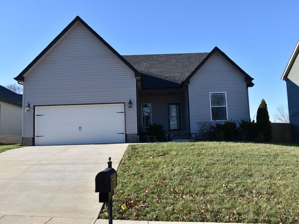 1072 Fuji Ln , Clarksville, TN 37040