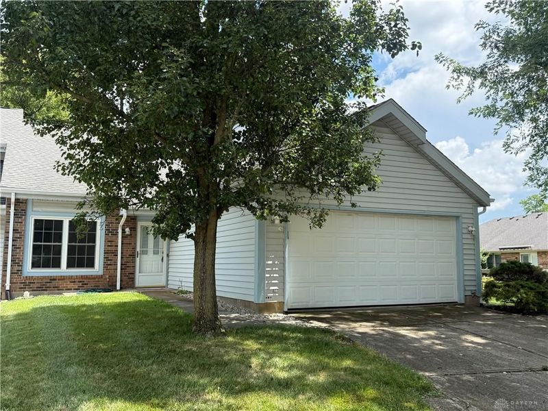 481 Meadowview Court, Vandalia, OH 45377 Photo 5