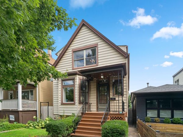 1946 W SUMMERDALE Avenue , Chicago, IL 60640