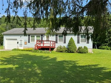 32 River Street , Stamford, NY 12167