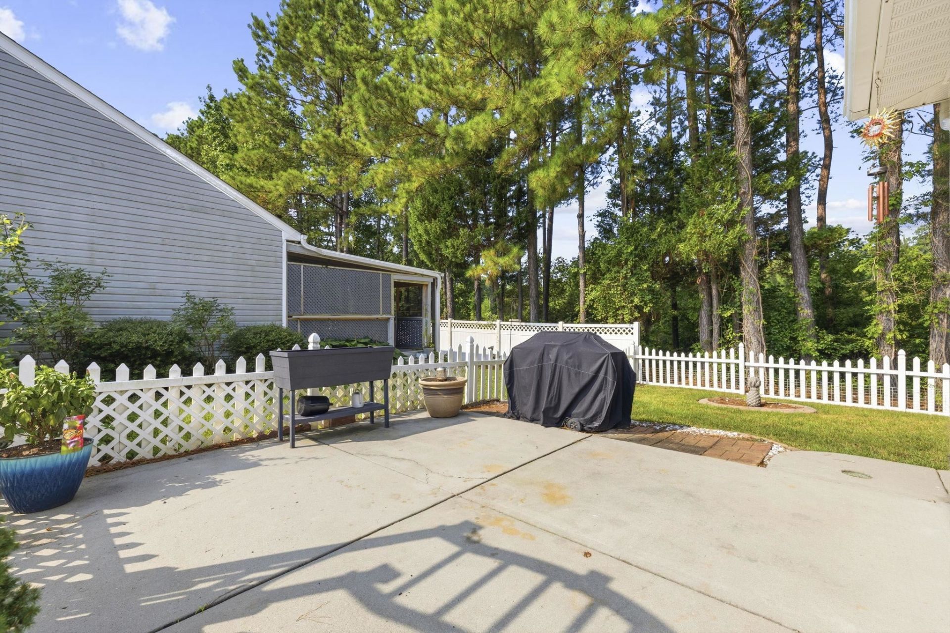 113 Heath Dr. Photo 32