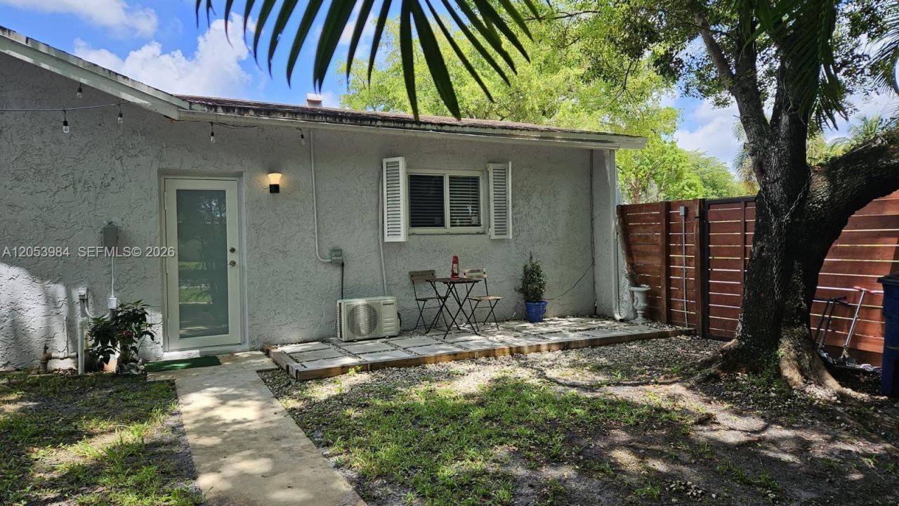 Please Call For Address, Unit B, Cooper City, FL 33328 Photo