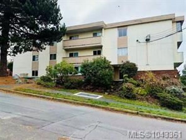 1597 Midgard Ave , Unit #303, Saanich, BC V8P 2Y2