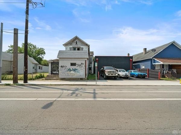 812 Xenia Avenue, Dayton, OH 45410