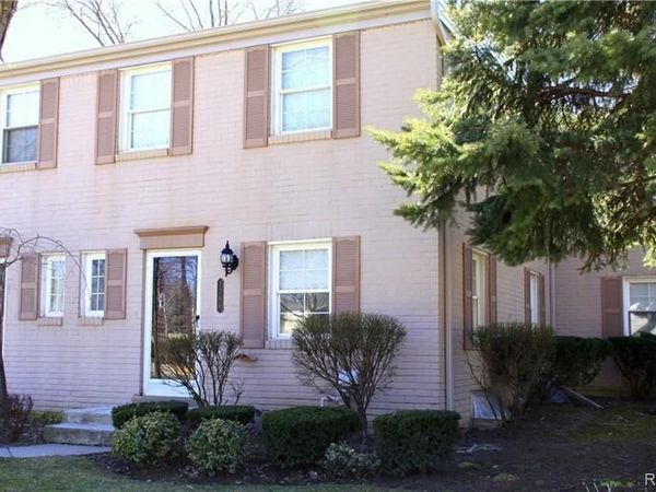 1796 GRAEFIELD Road, Birmingham, MI 48009