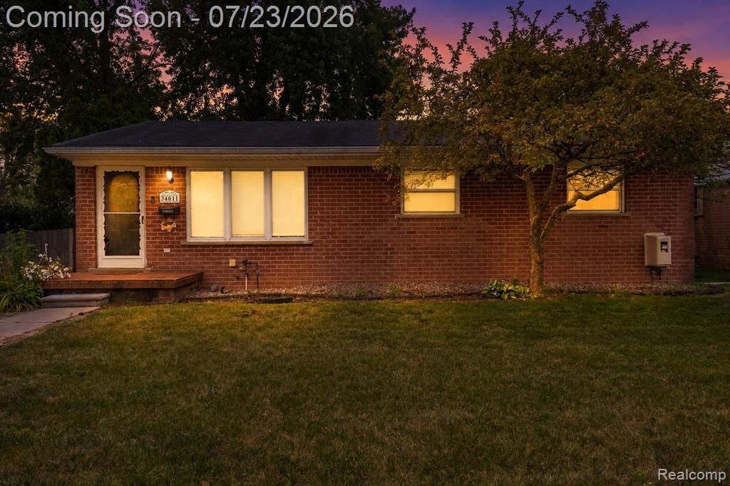 34011 Majestic Street, Westland, MI 48185 Main Photo