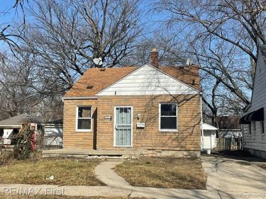 8810 Farmbrook Street , Detroit, MI 48224
