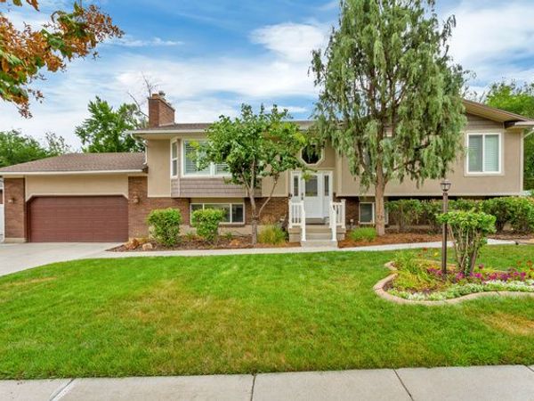 1737 E SUNRISE MEADOW DR, Sandy, UT 84093