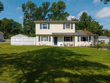 5870 Sonata Drive, Clinton, OH 44216