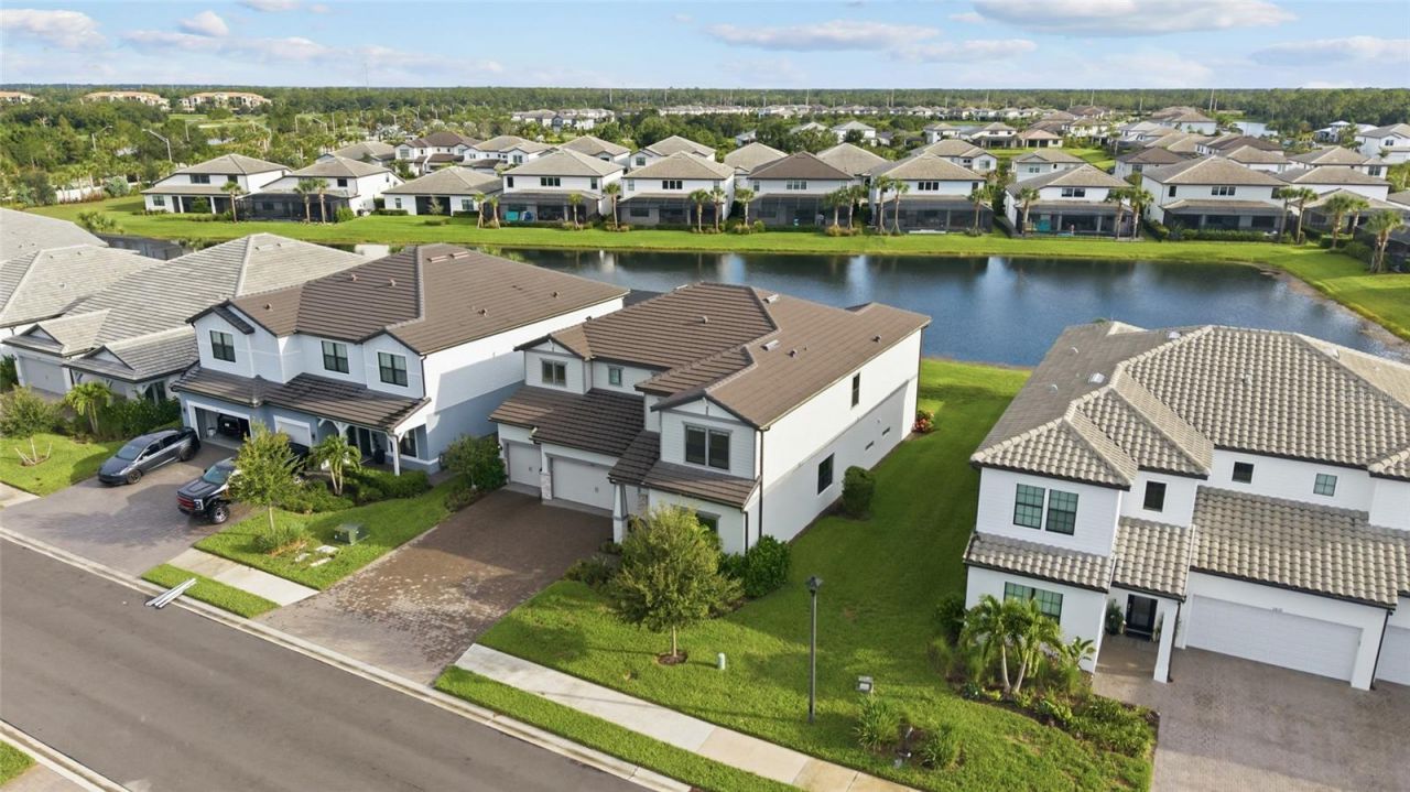 5855 Silverside Pine Court, Lakewood Ranch, FL 34211 Photo