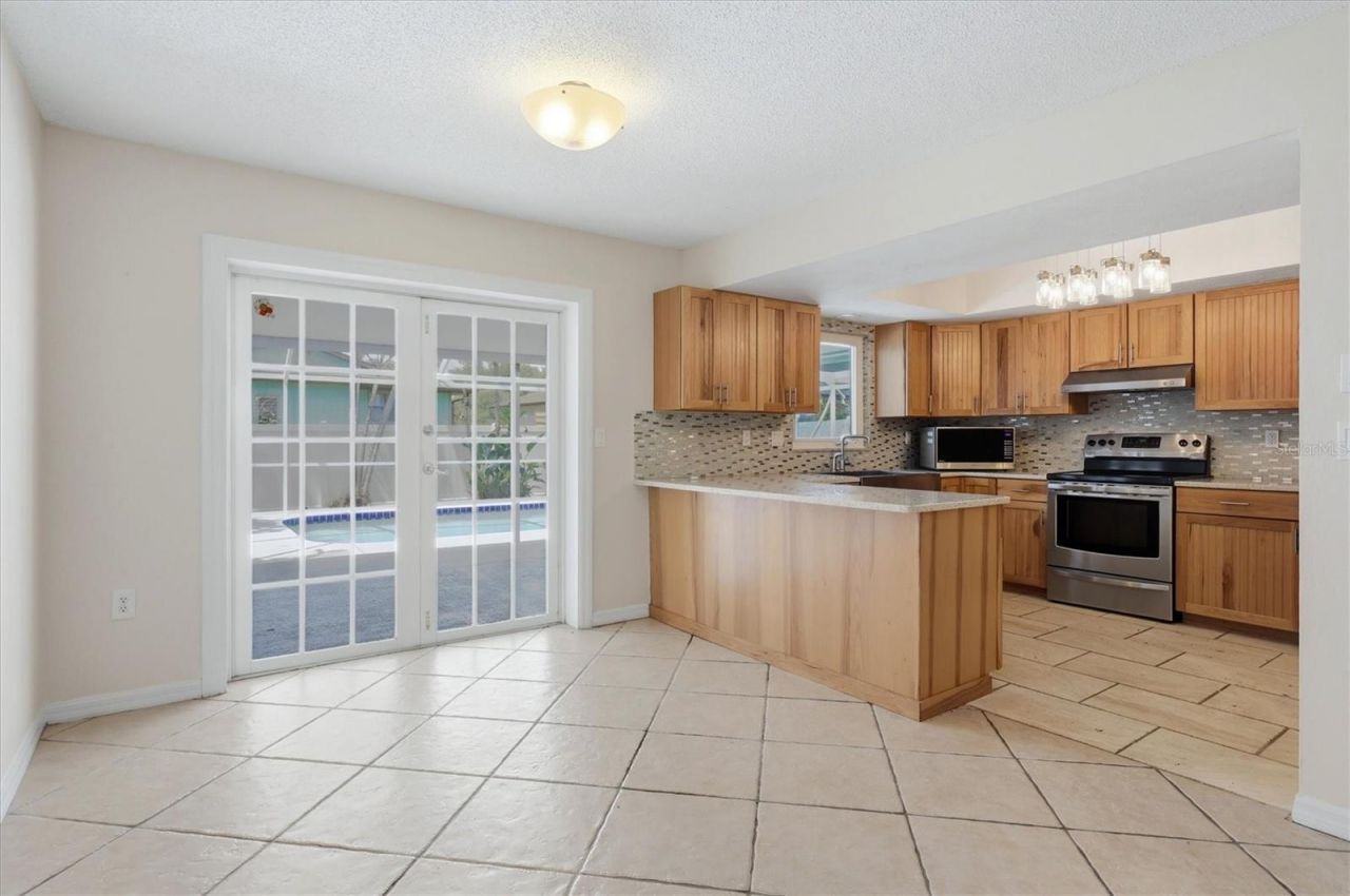 4089 King Richard Drive, Sarasota, FL 34232 Photo