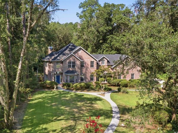 11121 NW 15TH PLACE, GAINESVILLE, FL 32606