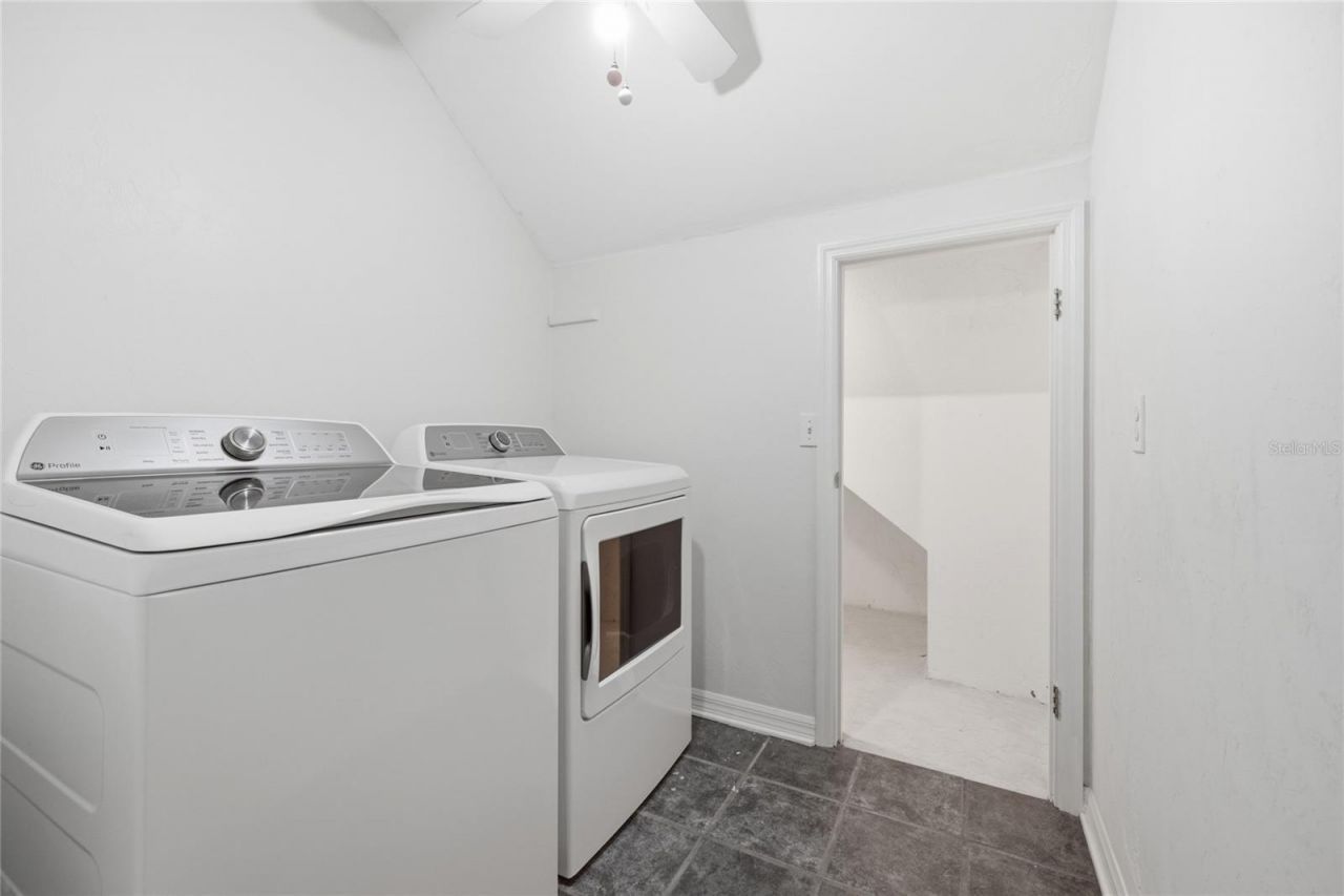 11121 NW 15th Place, Gainesville, FL 32606 Photo