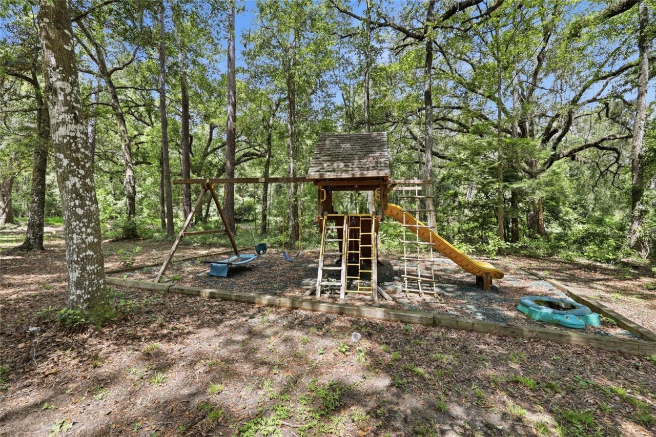 11121 NW 15th Place, Gainesville, FL 32606 Photo