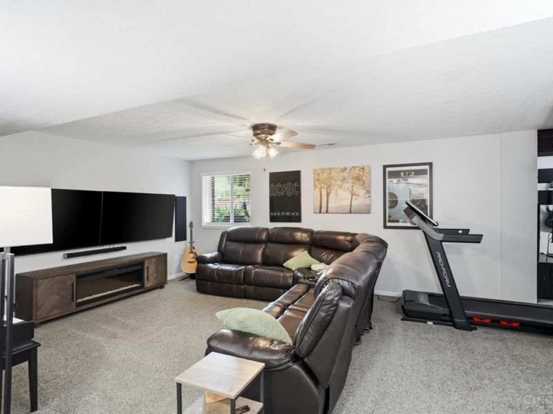 3258 Blue Springs Drive, Monroe, OH 45050 Photo 6