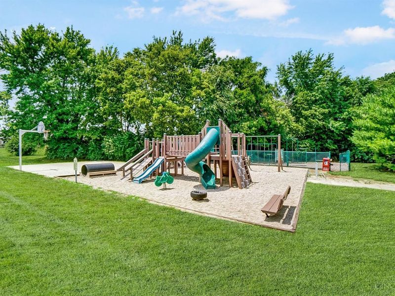 3258 Blue Springs Drive, Monroe, OH 45050 Photo 9