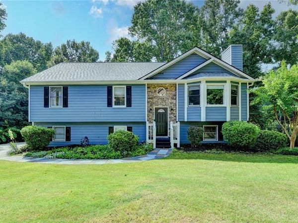6224 Ivy Springs Drive, Flowery Branch, GA 30542