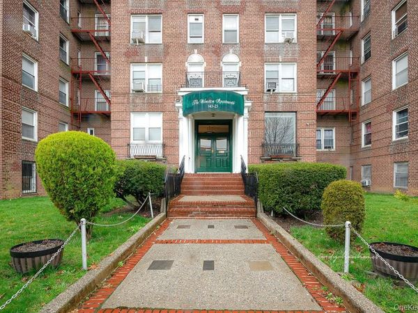 143-25 84th Drive , Unit 2E, Briarwood, NY 11435