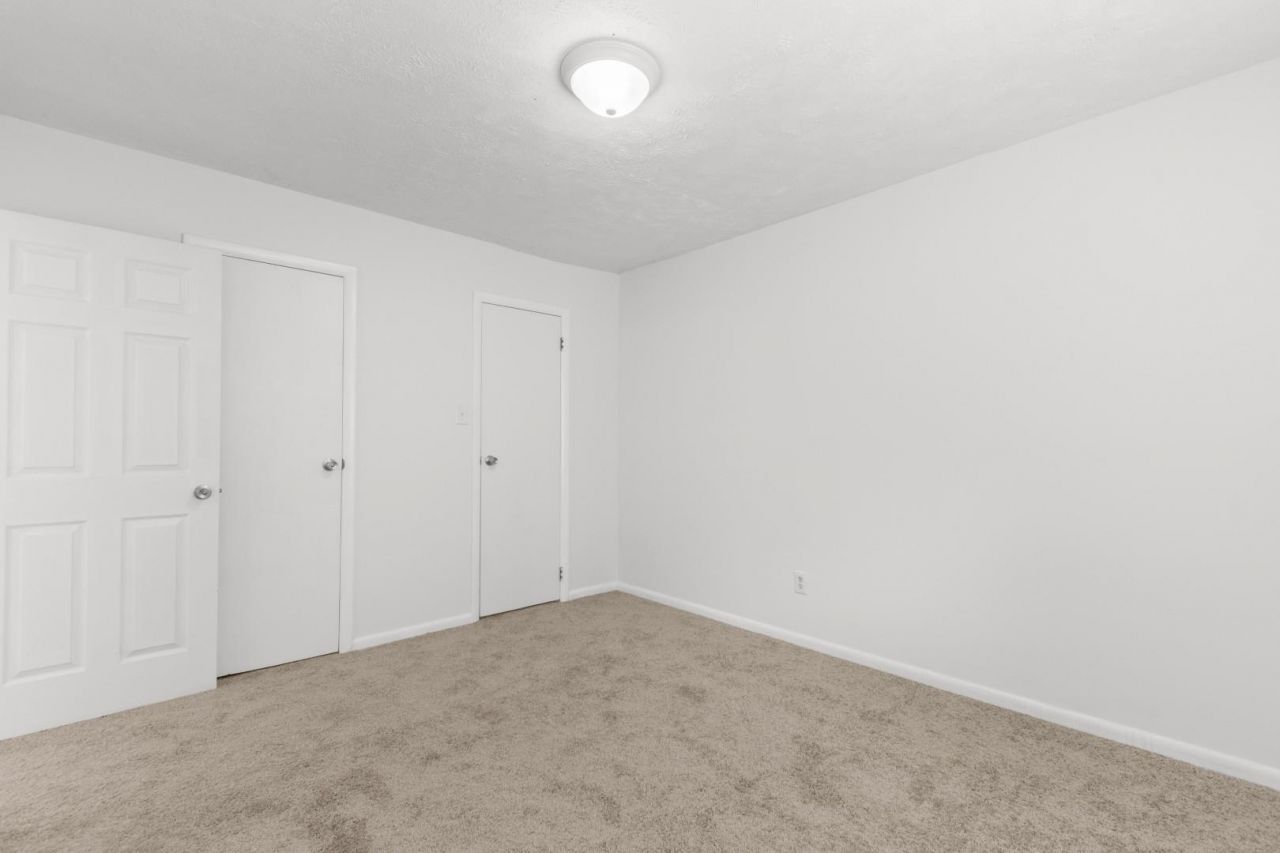 615 Carter Ln. Photo 16