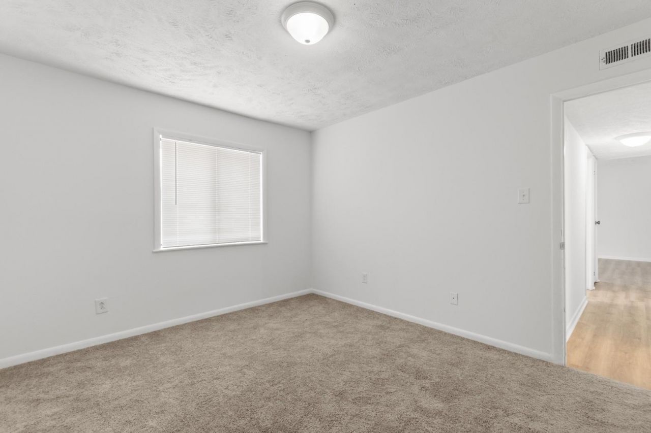 615 Carter Ln. Photo 18