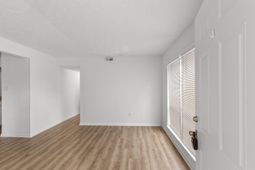 615 Carter Ln. photo 4