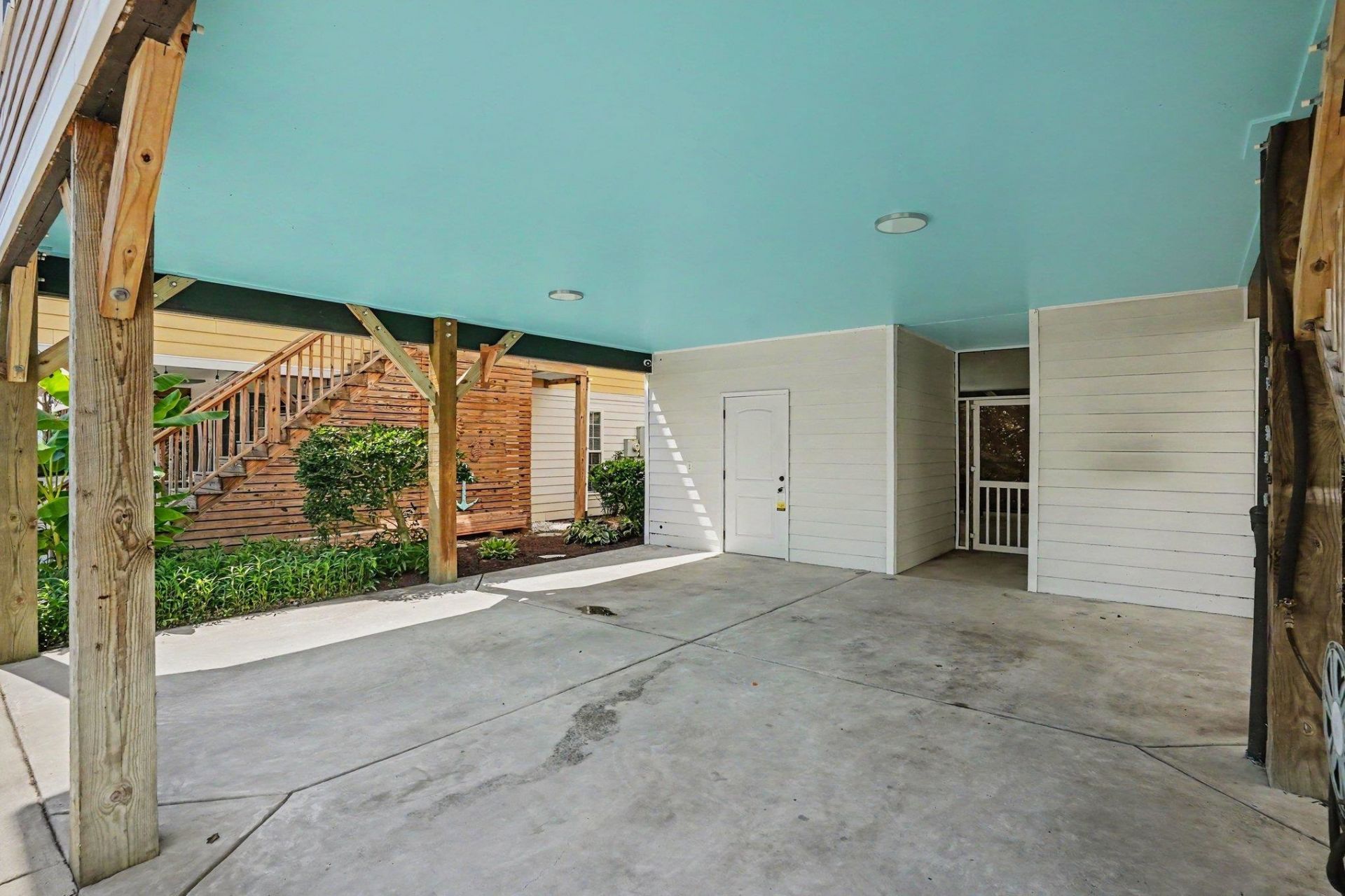 65 Weatherboard Ct. Photo 21