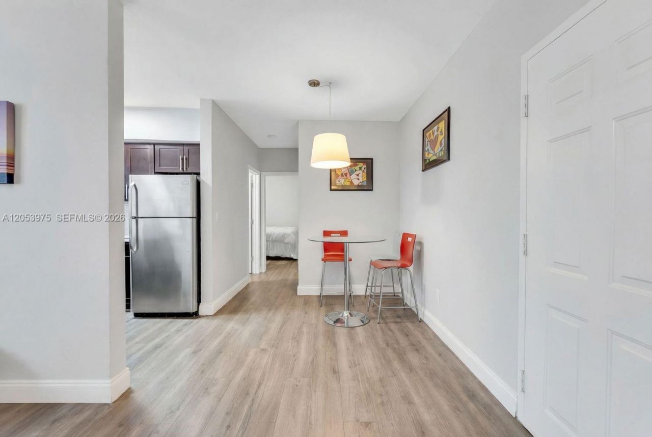 7334 Harding Ave , Unit 6, Miami Beach, FL 33141 Photo