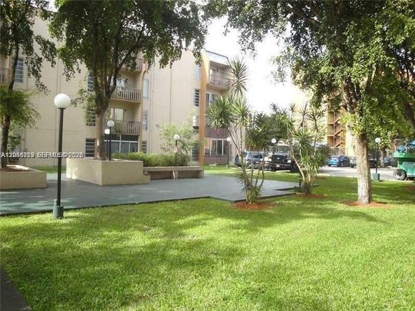 4713 NW 7TH ST , Unit 306-1, Miami, FL 33126