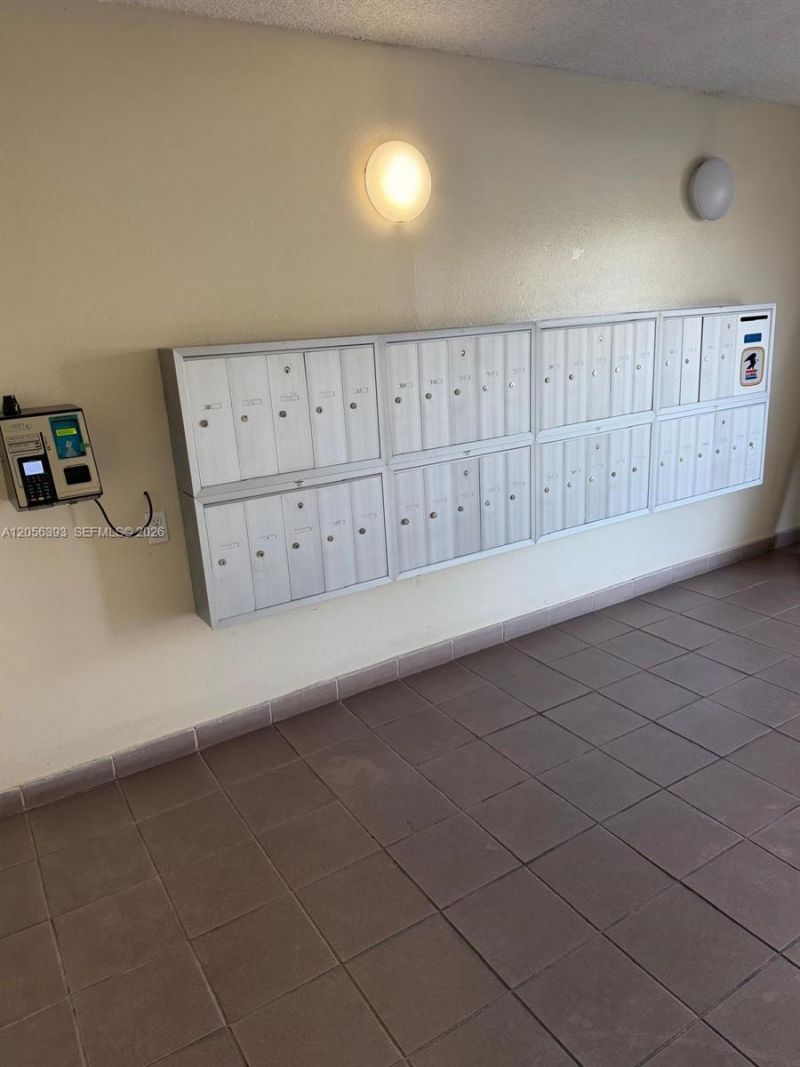 4713 NW 7th St , Unit 306-1, Miami, FL 33126 Photo