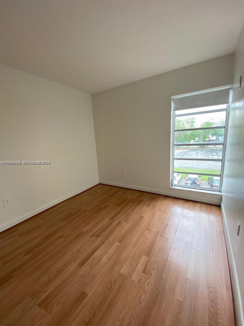 4713 NW 7th St , Unit 306-1, Miami, FL 33126 Photo