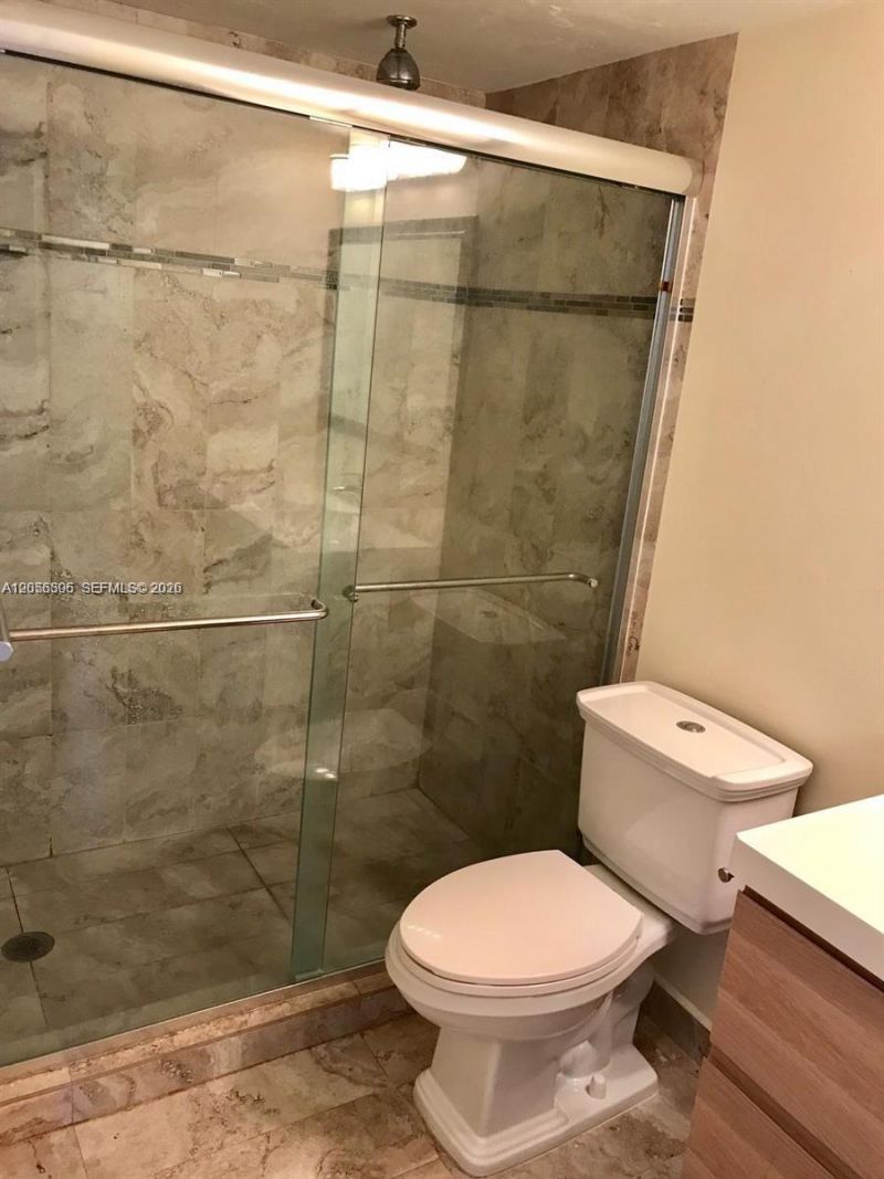 13155 Ixora Ct, Unit 907, North Miami, FL 33181 Photo