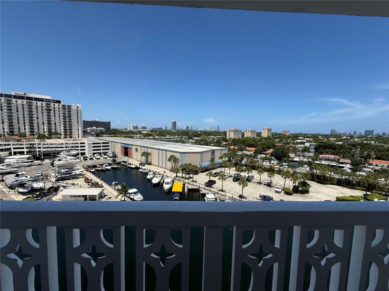 13155 Ixora Ct, Unit 907, North Miami, FL 33181 Photo