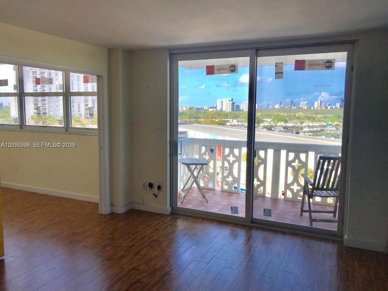 13155 Ixora Ct, Unit 907, North Miami, FL 33181 Photo