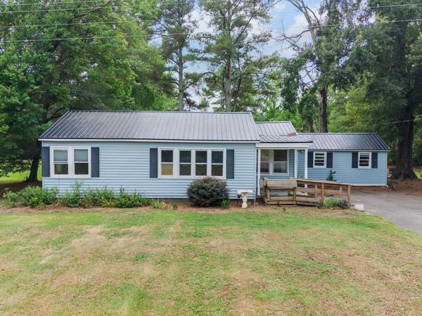 2426 Sarecta Road , Pink Hill, NC 28572