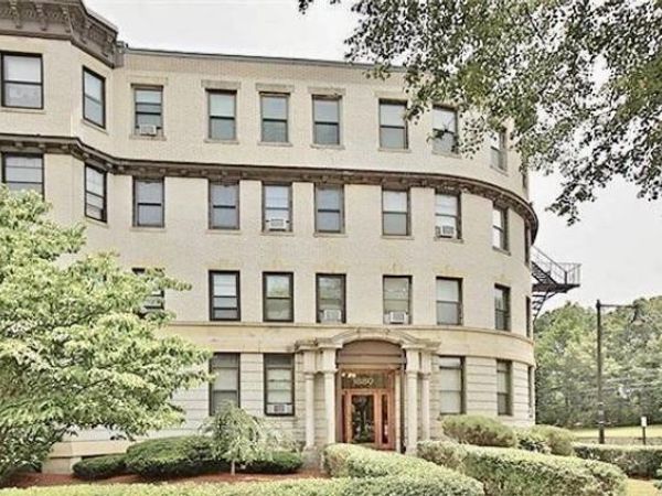 1880 Commonwealth Ave, Unit 12A, Boston, MA 02135