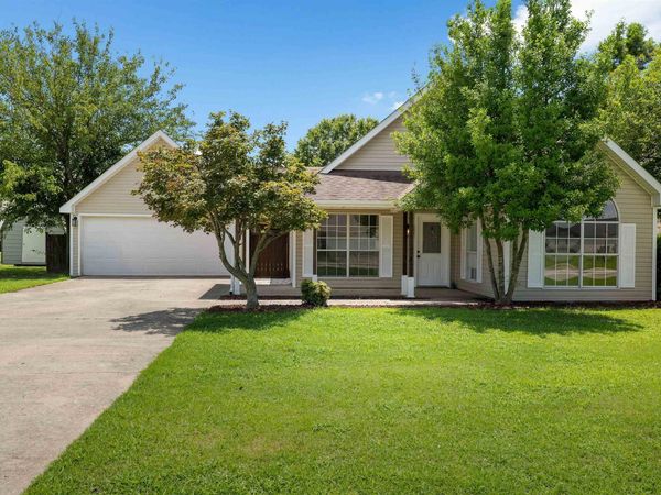 1217 Pauline St , Trumann, AR 72472