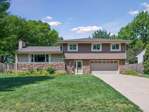 7116 Bristol Boulevard, Edina, MN 55435