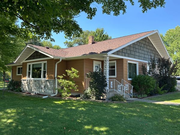 E910 Cedar Road , Eau Claire, WI 54701