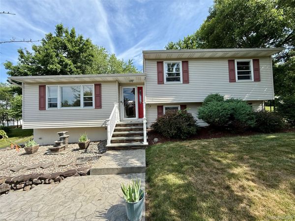 58 Decker Drive , Washingtonville, NY 10992