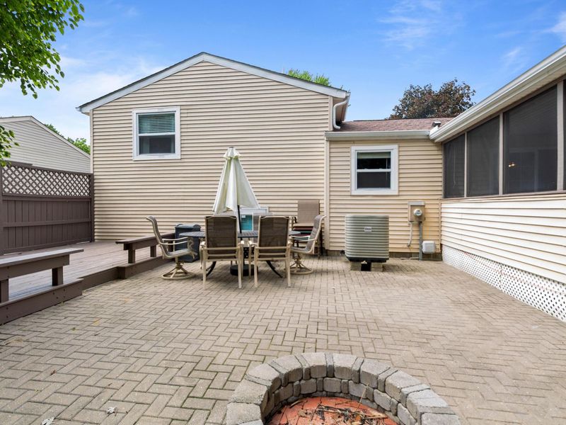 8947 Stillwater Drive, Galloway, OH 43119 Photo 14