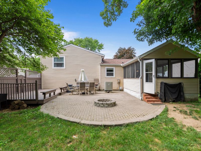 8947 Stillwater Drive, Galloway, OH 43119 Photo 15