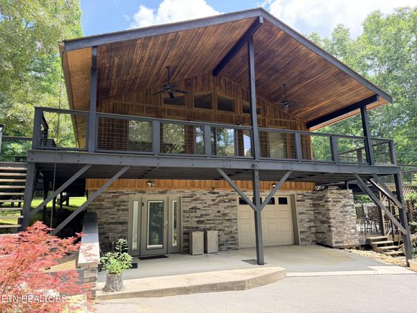 162 Coffee Drive, Helenwood, TN 37755