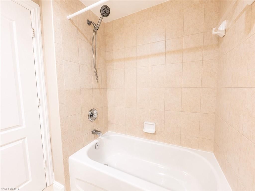 4172 Castilla Cir, Unit 201, Fort Myers, FL 33916 Photo