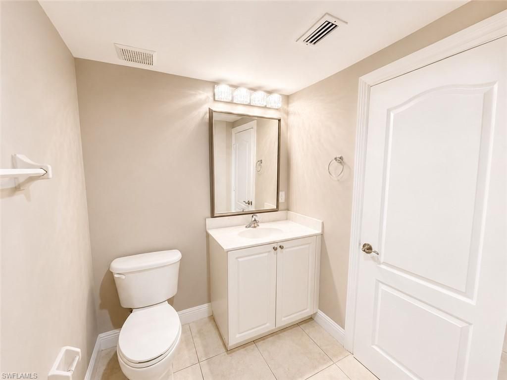 4172 Castilla Cir, Unit 201, Fort Myers, FL 33916 Photo